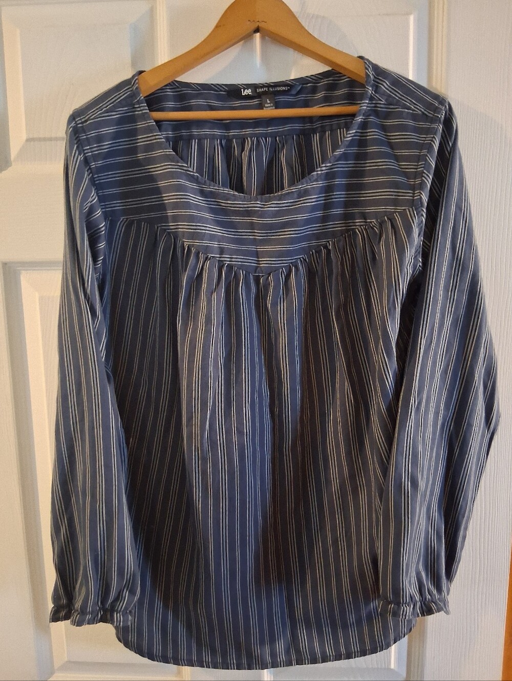 Lee Women's Navy and White Striped Long-Sleeve Blouse
